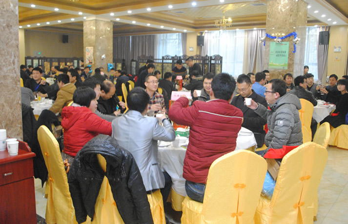 2016年西馳集團(tuán)主題年會盛裝上演(圖22) 2016年西馳集團(tuán)主題年會盛裝上演(圖22)