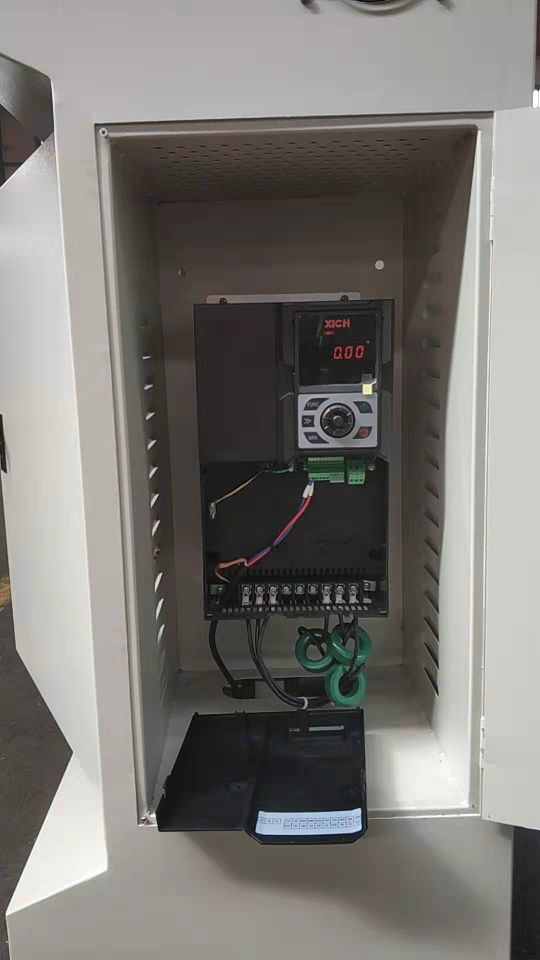 XFC550在制磚機(jī)械上應(yīng)用(圖2) XFC550在制磚機(jī)械上應(yīng)用(圖2)