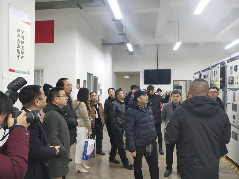 西安理工大學EMBA西安校友會|西馳電氣研習暨2021年迎新年會圓滿成功(圖14) 西安理工大學EMBA西安校友會|西馳電氣研習暨2021年迎新年會圓滿成功(圖14)