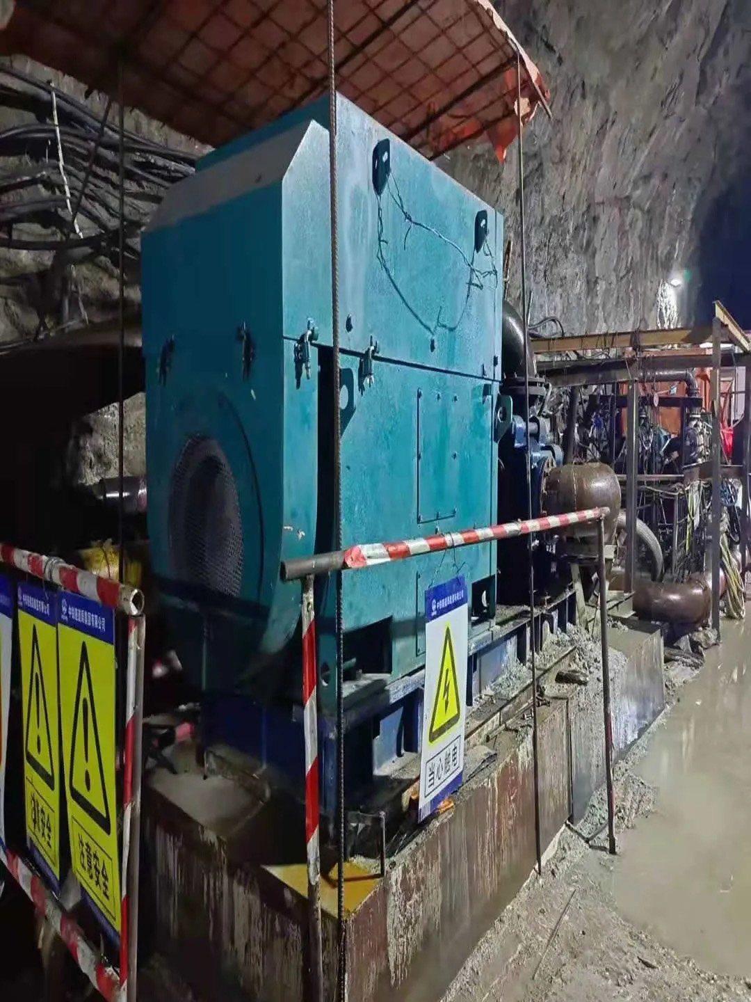 西馳高壓軟起動裝置再度出現在重大水利工程現場(圖2) 西馳高壓軟起動裝置再度出現在重大水利工程現場(圖2)