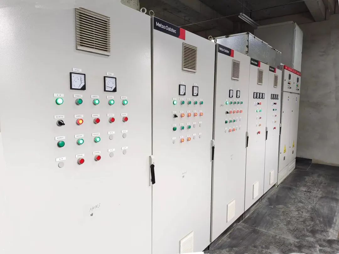 西馳電氣服務中國能建葛洲壩易普力公司—砂石骨料項目(圖4) 西馳電氣服務中國能建葛洲壩易普力公司—砂石骨料項目(圖4)