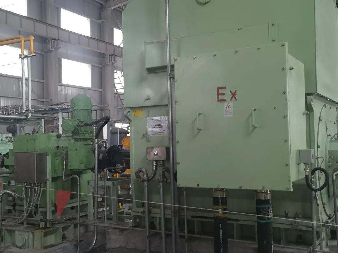 西馳電氣高壓降補軟起動裝置在蒙西某化工廠帶載一次試車成功(圖3) 西馳電氣高壓降補軟起動裝置在蒙西某化工廠帶載一次試車成功(圖3)